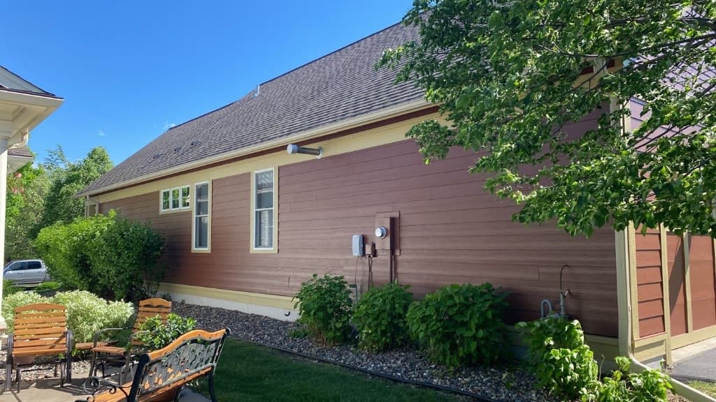 Aurora Brown Exterior